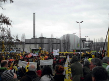 b_215_215_16777215_0_0_images_stories_akt12_0311fukushima_120311_akw_neckarwestheim_3.jpg