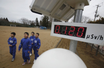 b_215_215_16777215_0_0_images_stories_akt18_180311-fukushima_f2.jpg