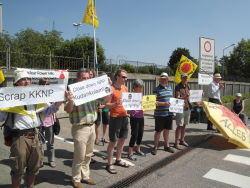 Weiterlesen: Protest gegen neue AKW und riskanten Umgang mit...